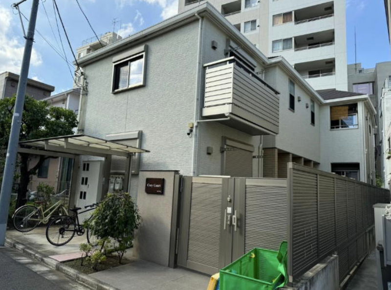 ���ʐ^�{����