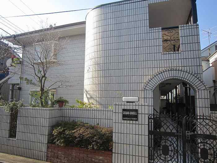 ���ʐ^�{����