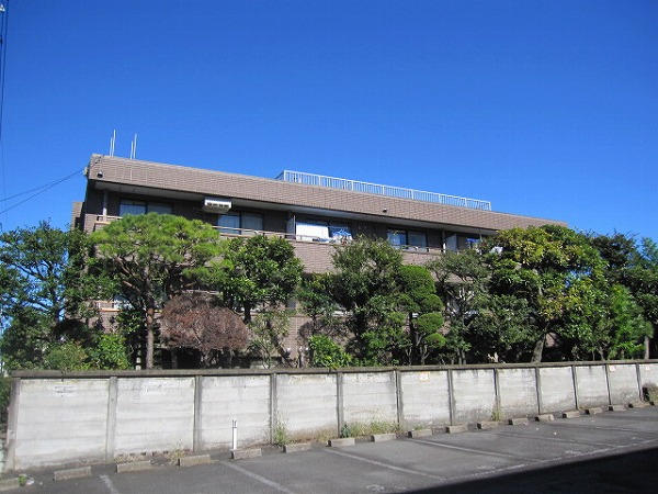 ���ʐ^�{����